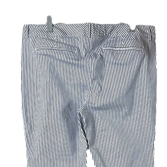 Old Navy Pixie Pants Chino Ankle Mid Rise Blue White Stripe Women’s Plus Size 16 - Picture 4 of 6